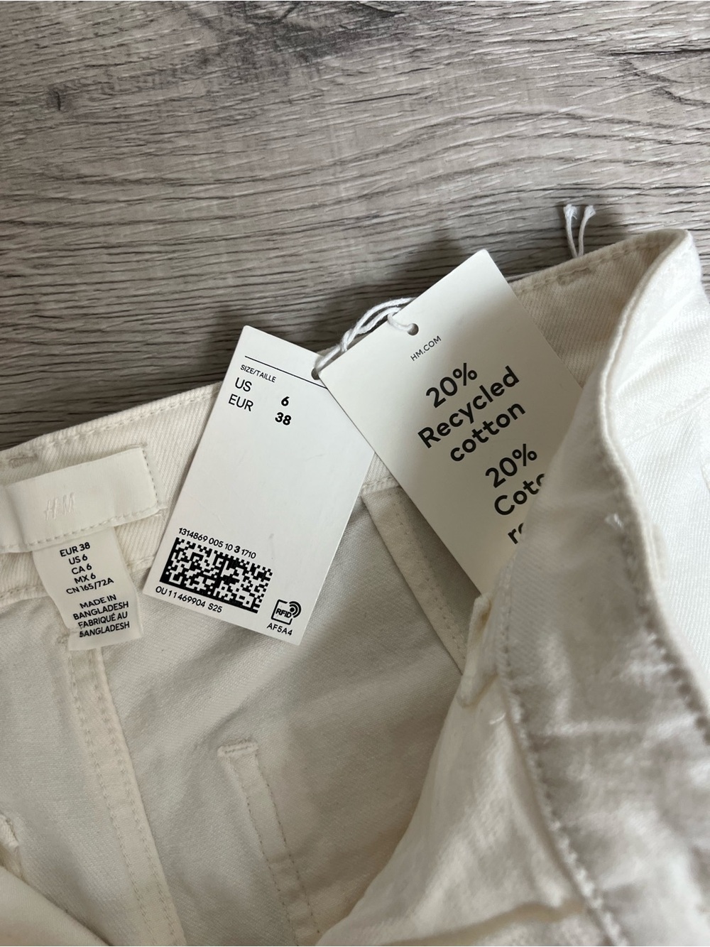 H&M Cream High-Rise Straight Jeans - Picture 3 of 4